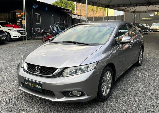 HONDA CIVIC 2.0 LXR 16V FLEX 4P AUTOMÁTICO HONDA CIVIC 2.0 LXR 16V FLEX 4P AUTOMÁTICO